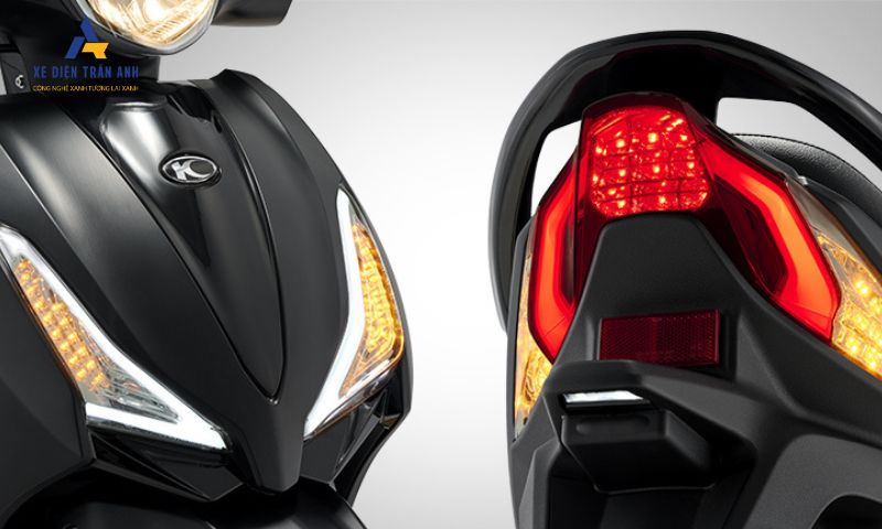 Hệ thống chiếu sáng LED hiện đại của xe Kymco Hermosa 50Fi
