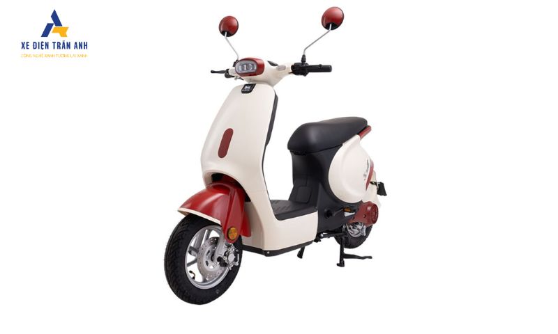Xe máy điện Dibao S-One có thiết kế bàn đạp độc đáo